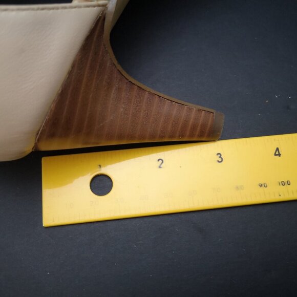 Alfani Ladies Size 8 Tan 2 Buckle Closure Leather Upper Odette Heels - Picture 10 of 10